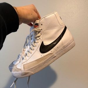 Boys Nike Blazer Mid '77